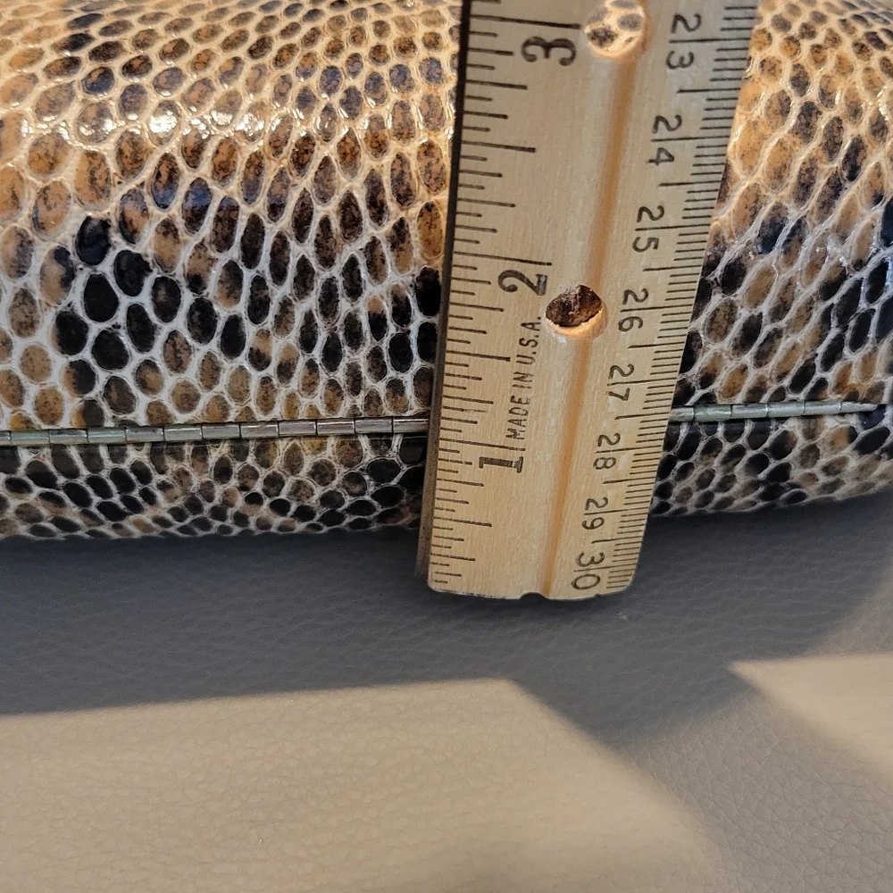 Vintage Alligator Small  Handbag/Solderbag, chain Strap. - Picture 10 of 10